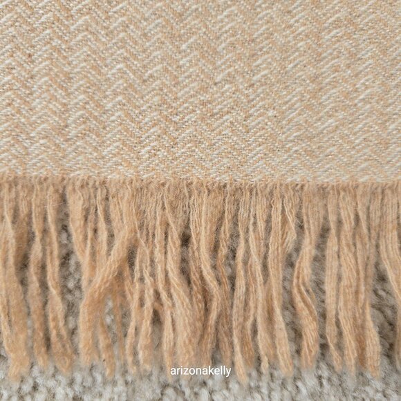 NWOT Cashmere Scarf Paneled Design Fringed On All Sides - Picture 12 of 16
